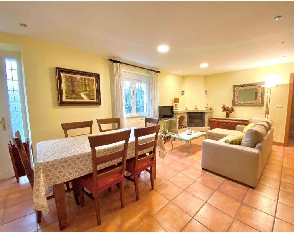 Villa Casa Outeiro à Betanzos Extérieur photo
